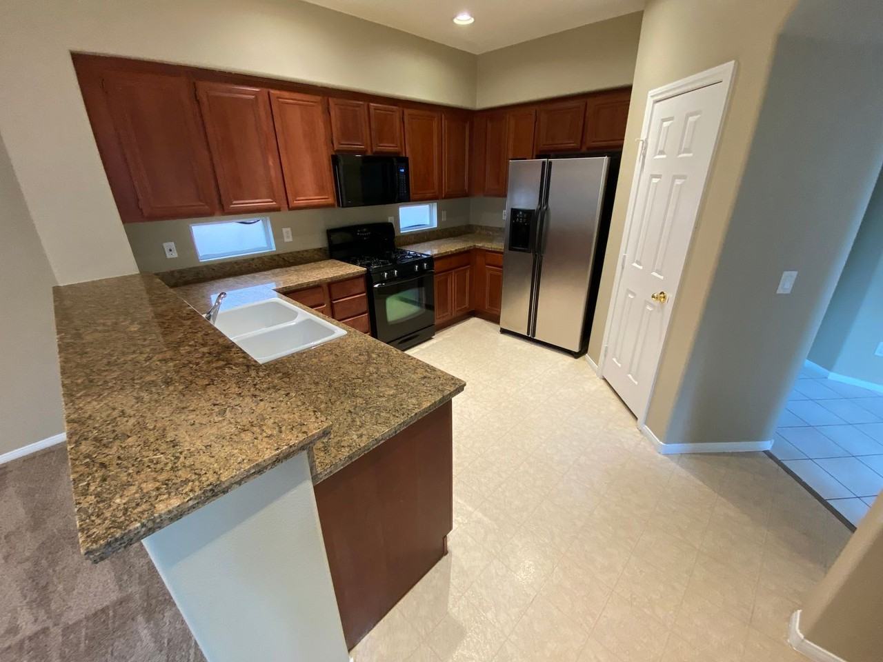 1048 Brinkman St - Photo 3 of 18