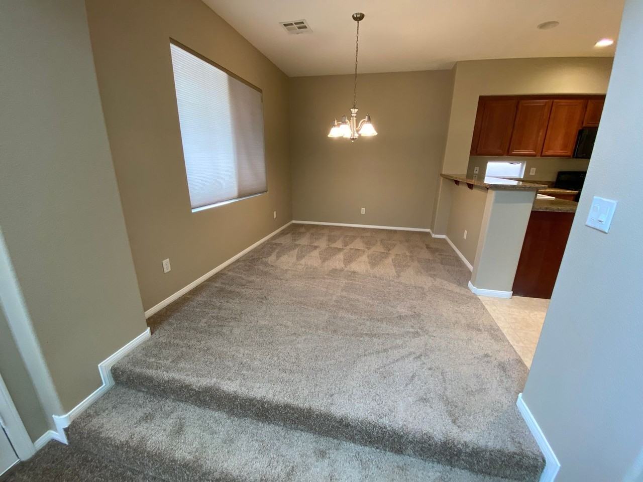 1048 Brinkman St - Photo 4 of 18