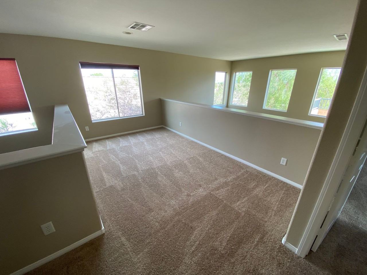1048 Brinkman St - Photo 6 of 18