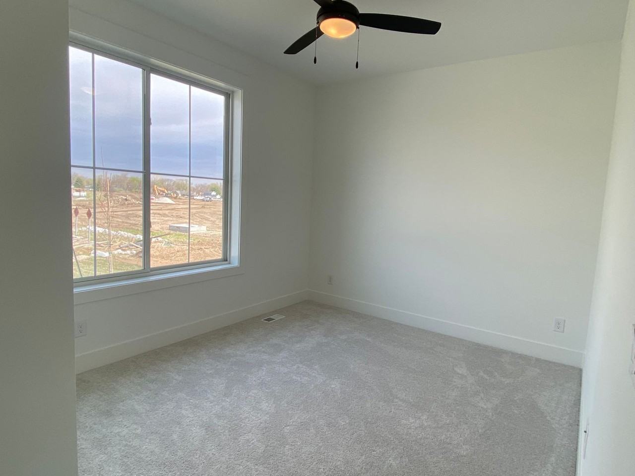 224 E Bridge Rd - Photo 3 of 20