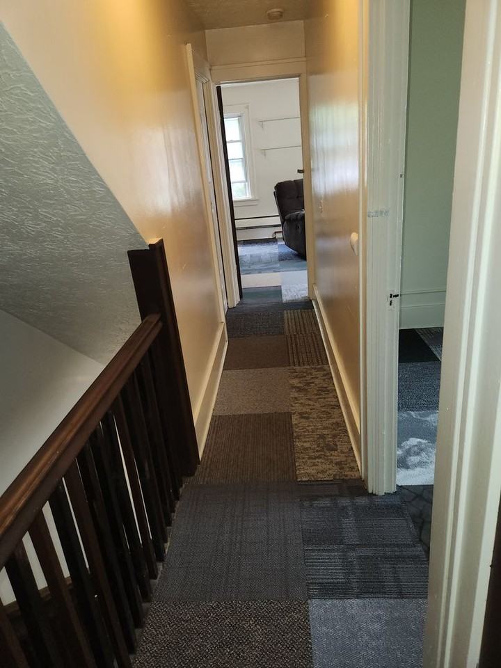383 383 - 385 Columbia Avenue - Photo 4 of 28