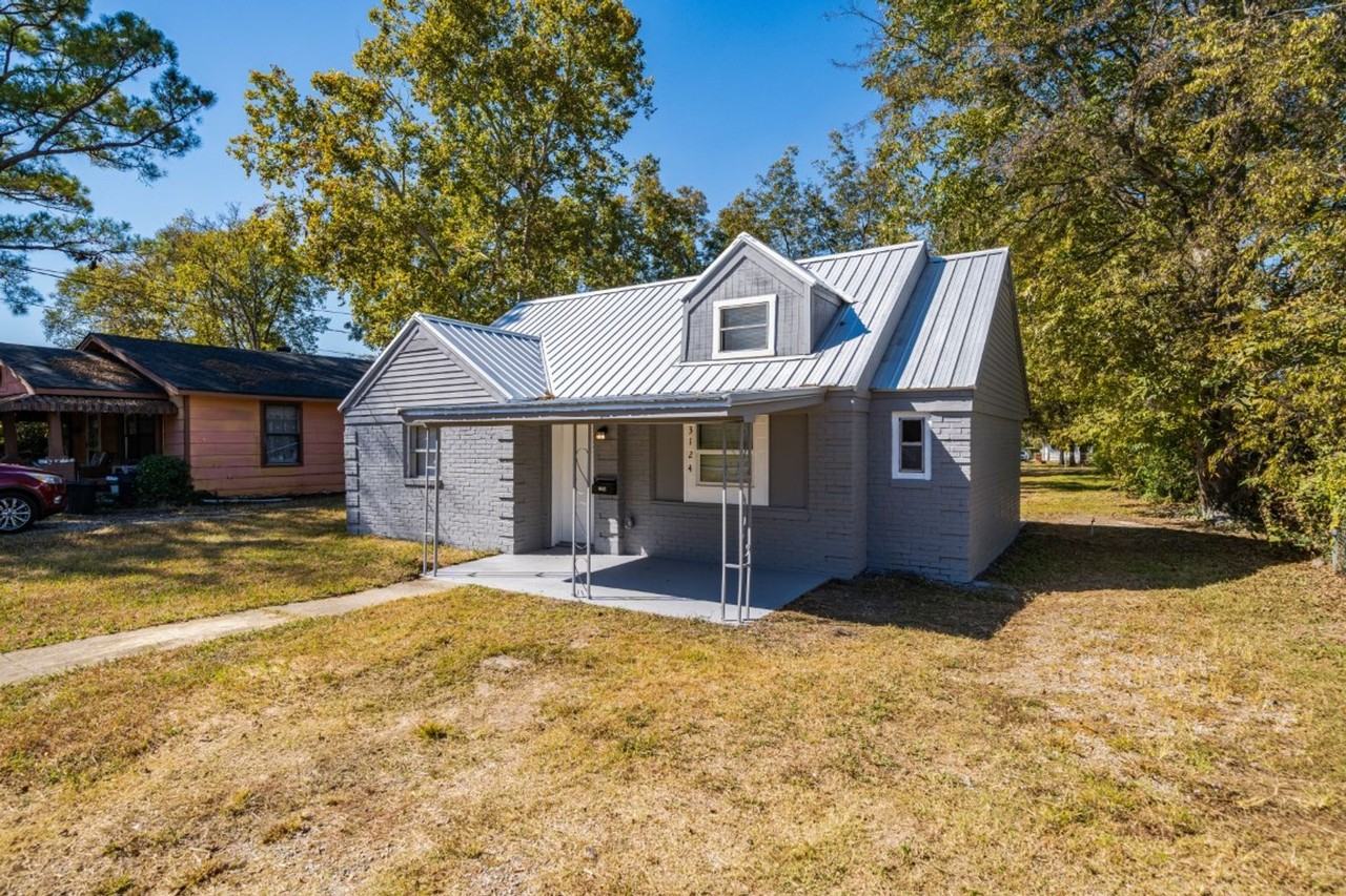 3124 6th Ave N - Photo 2 of 23