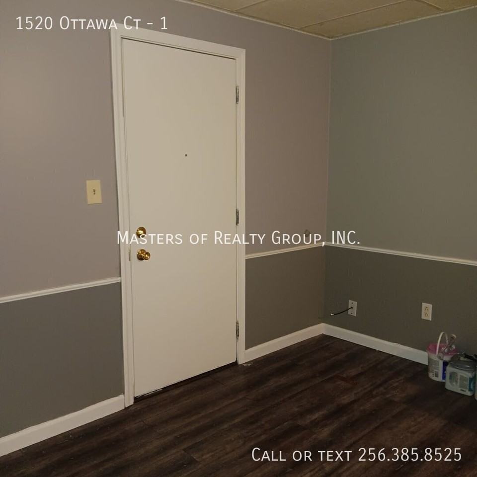 1520 Ottawa Ct #1 - Photo 3 of 23