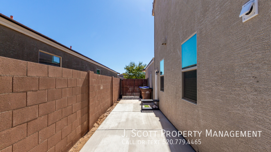 1270 W Carlsbad Dr #2 - Photo 7 of 7