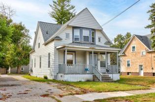 1921 N Bond St - Photo 1 of 1