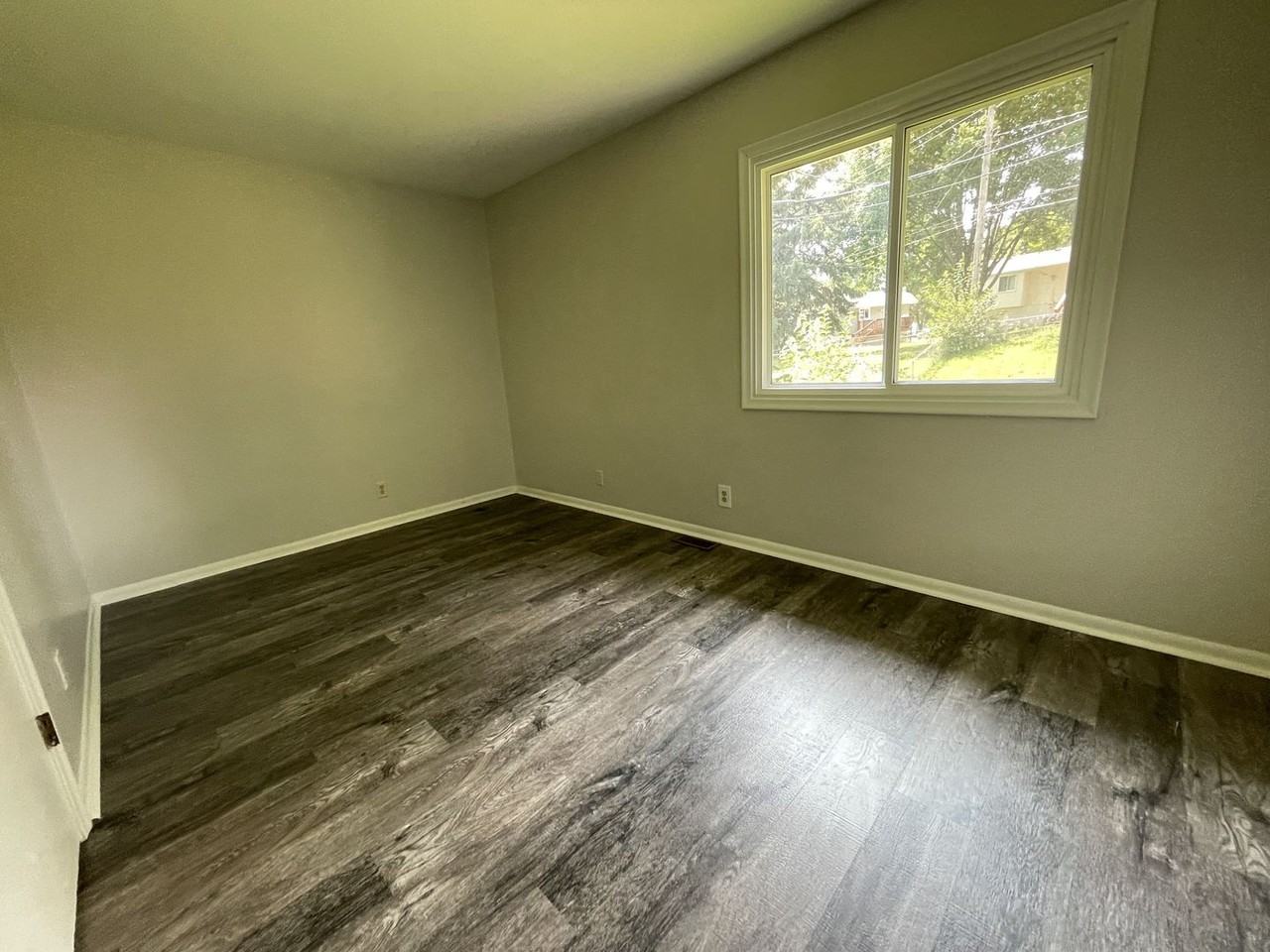 4327 N 55th Ave - Photo 7 of 7