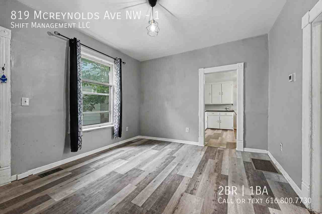 819 Mcreynolds Ave Nw #1 - Photo 2 of 15