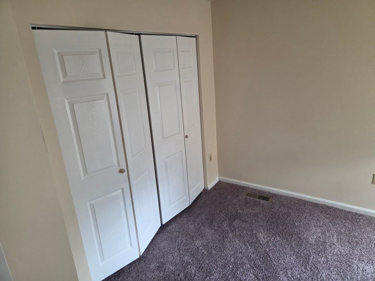 408 N Union St - Photo 6 of 8