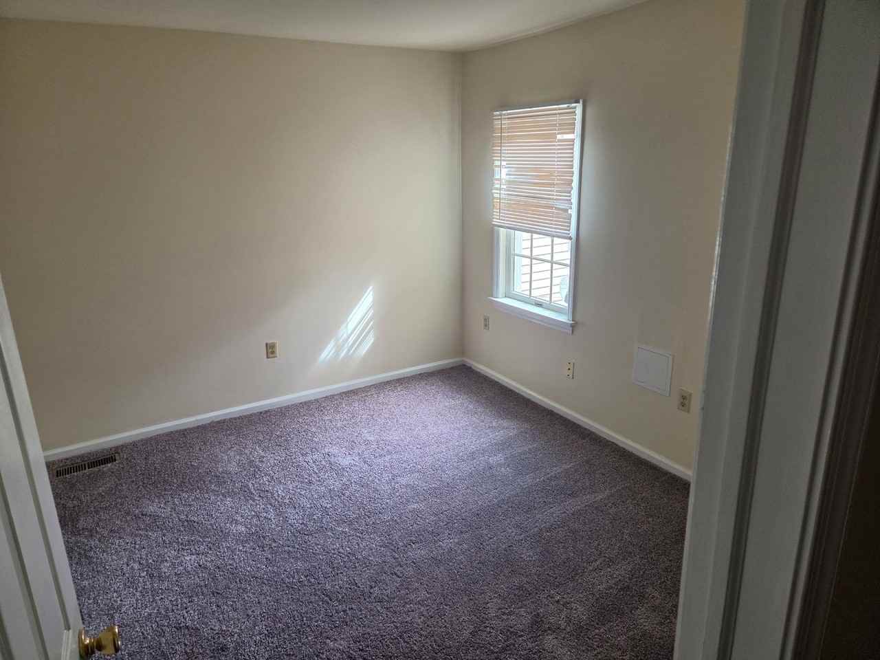 408 N Union St - Photo 7 of 8