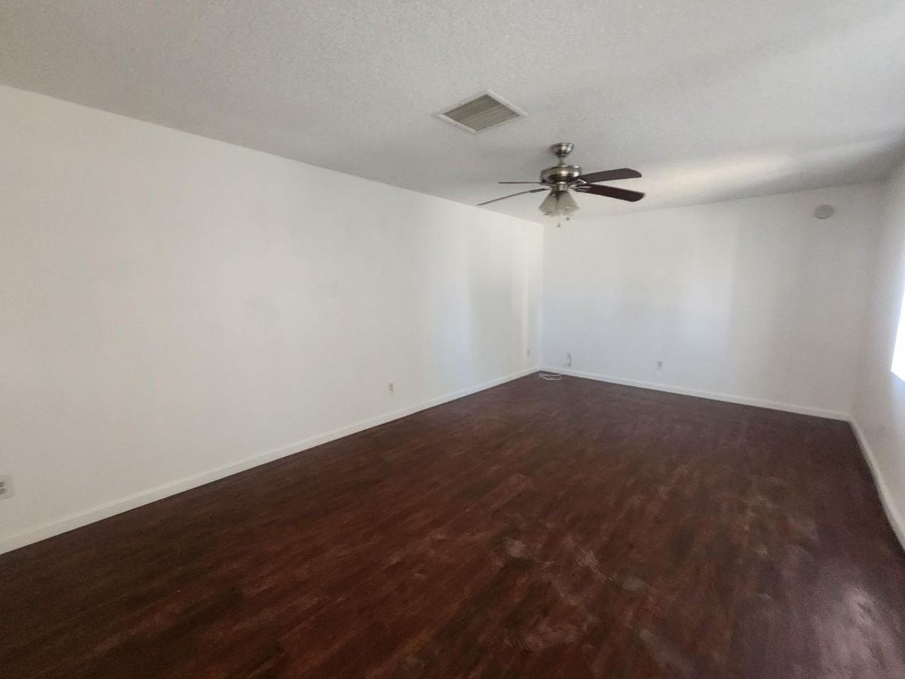 5547 Lupine Ave - Photo 2 of 12