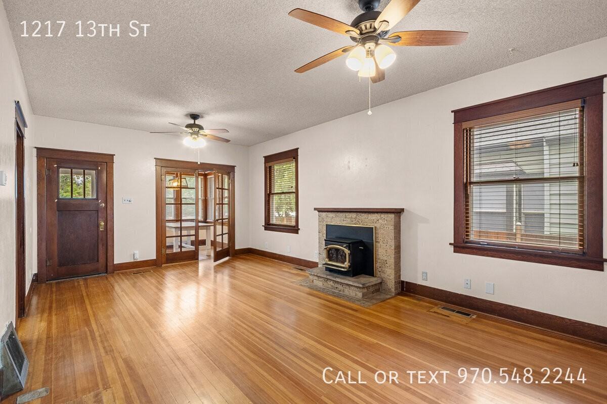 1217 13th St - Photo 6 of 29