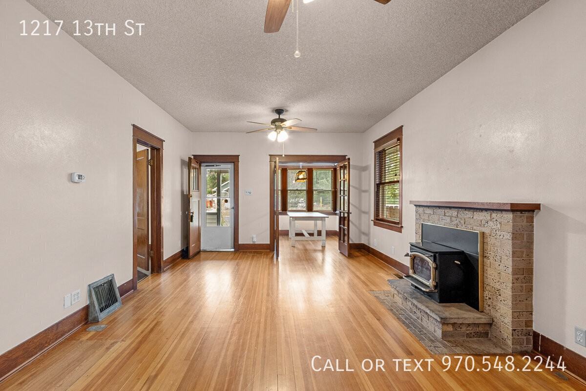1217 13th St - Photo 7 of 29