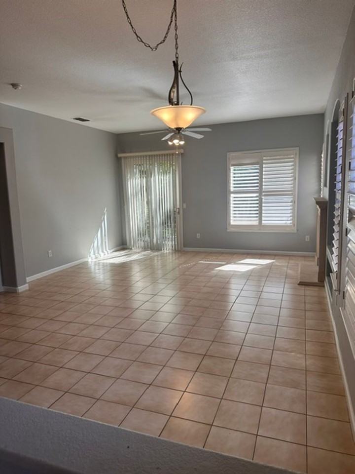 1500 Olympic Cir - Photo 7 of 27