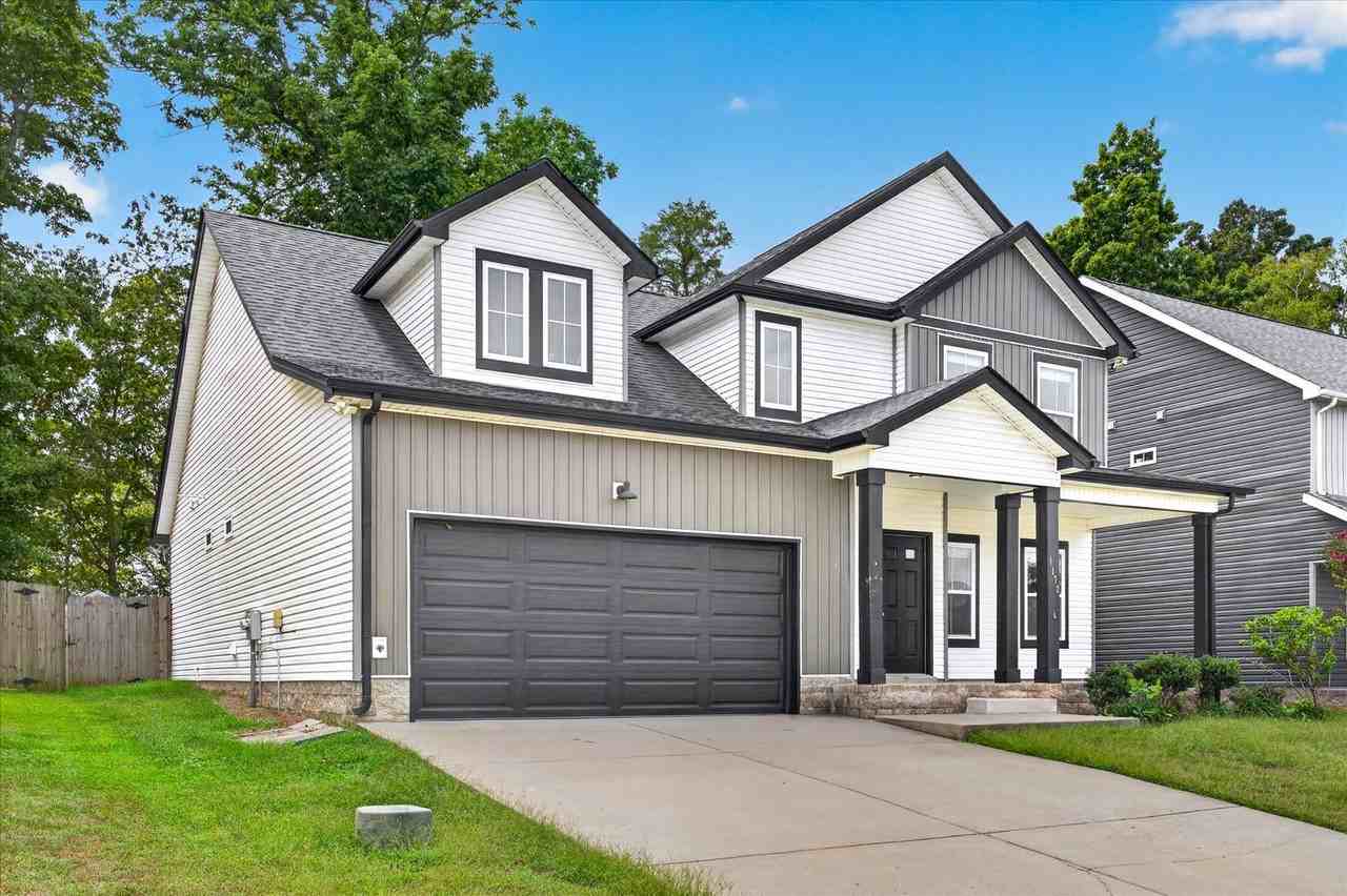 1172 Eagles Nest Ln - Photo 3 of 44