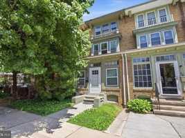 featured image of 254 S 8th St