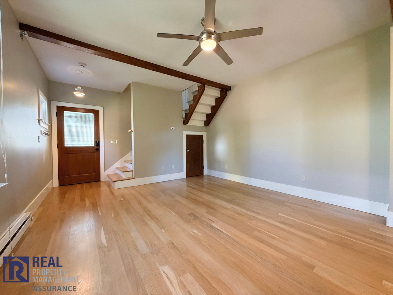 1317 Se Taylor St - Photo 3 of 14