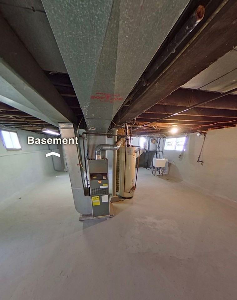 42 Bickford Ave - Photo 4 of 21