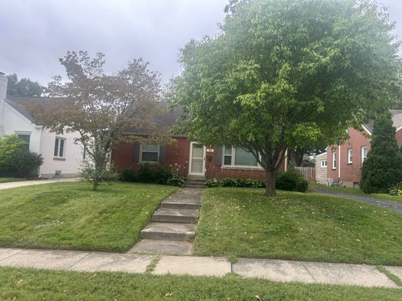 582 Mitchell Ave - Photo 2 of 28