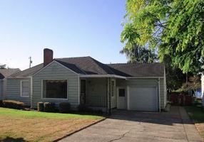 featured image of 3909 E Evergreen Blvd