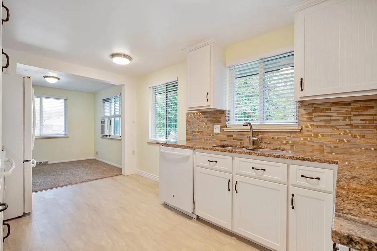 8700 W 63rd Pl - Photo 5 of 10