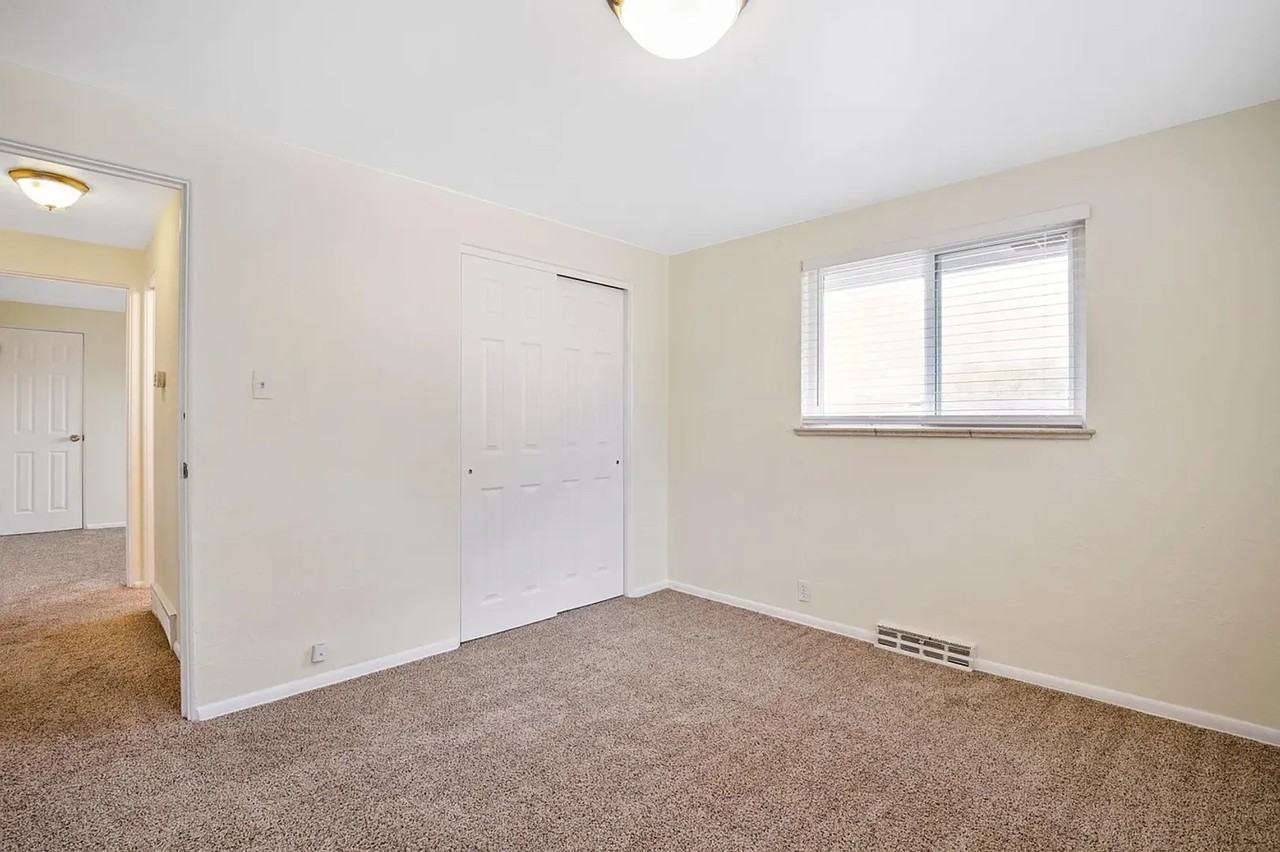 8700 W 63rd Pl - Photo 7 of 10