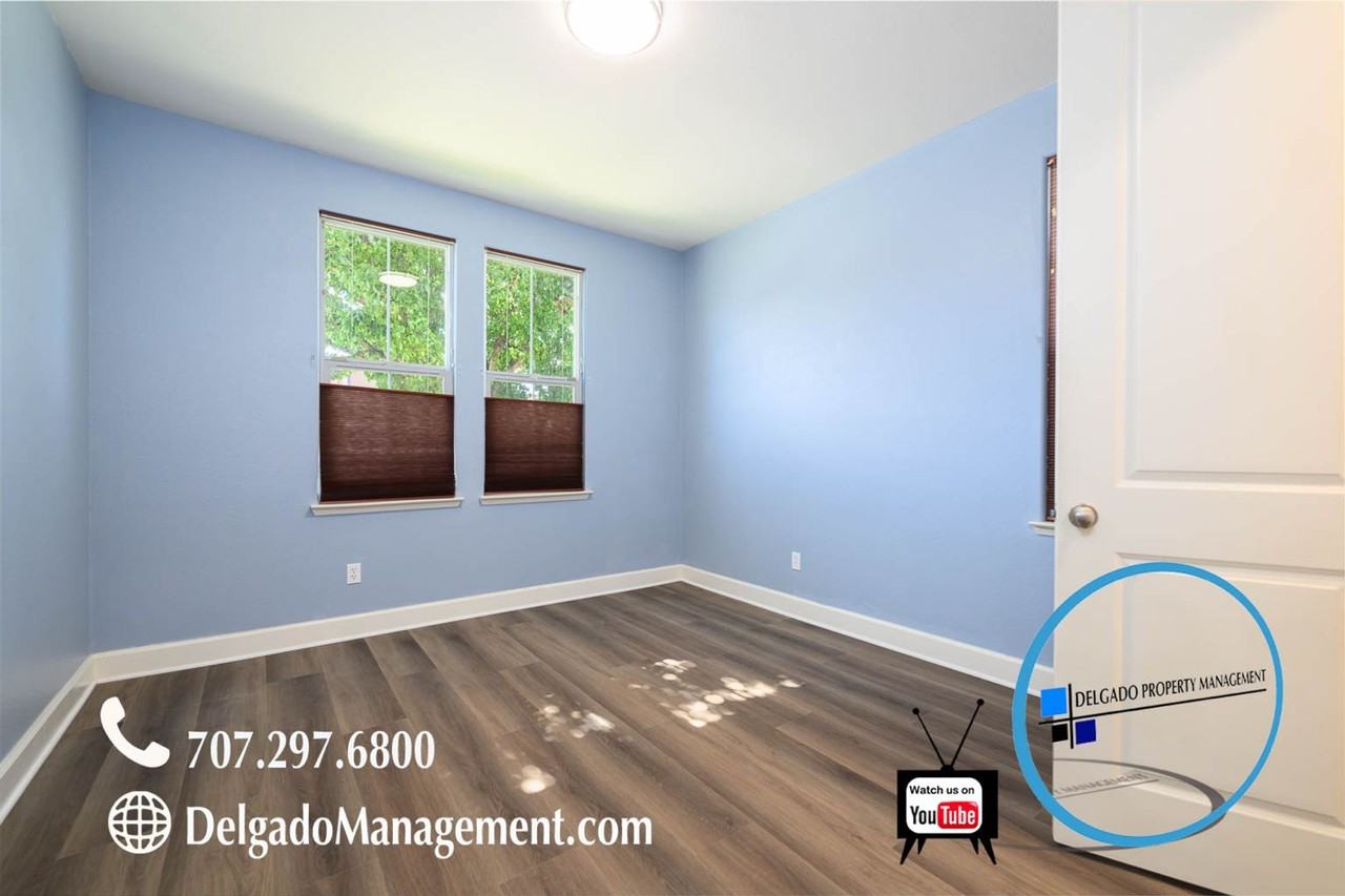 7263 Seaglass Dr - Photo 4 of 45