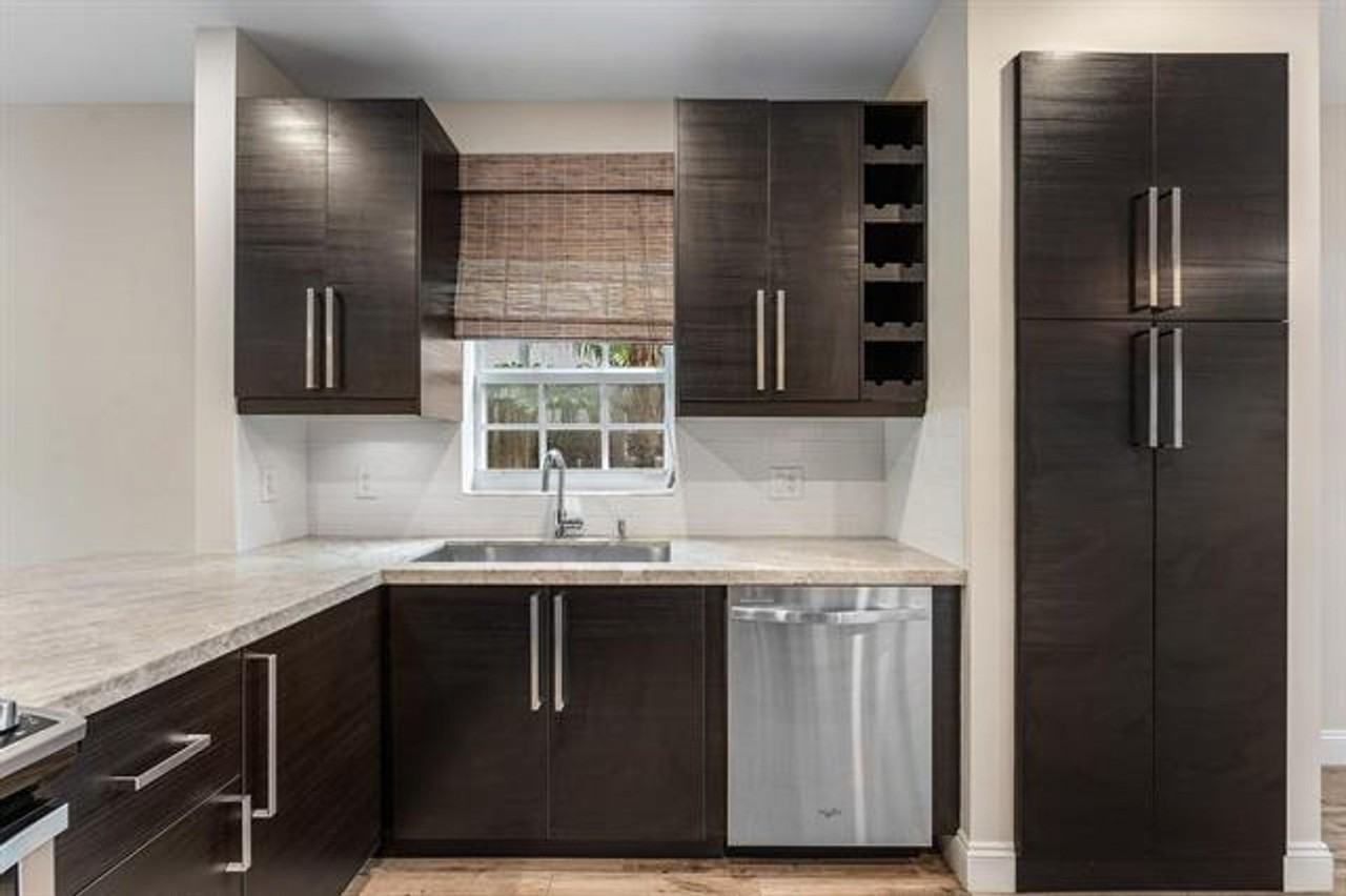 620 620 NE 9th Ave th 4 - Photo 6 of 41