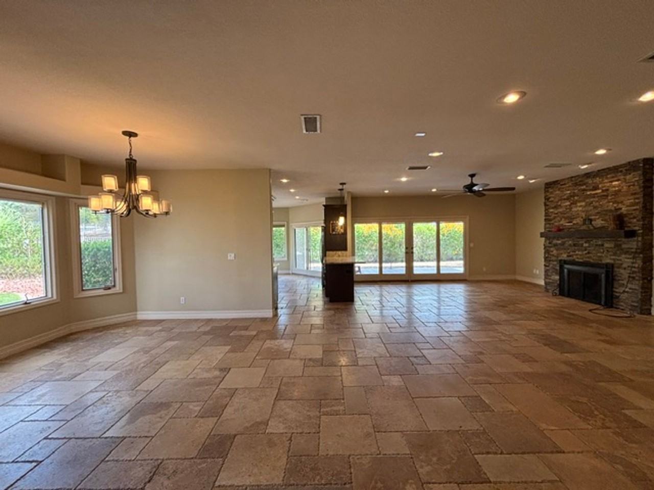 2224 Littler Ln - Photo 3 of 28
