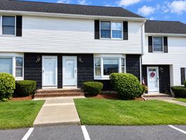 featured image of 15 Christopher Dr