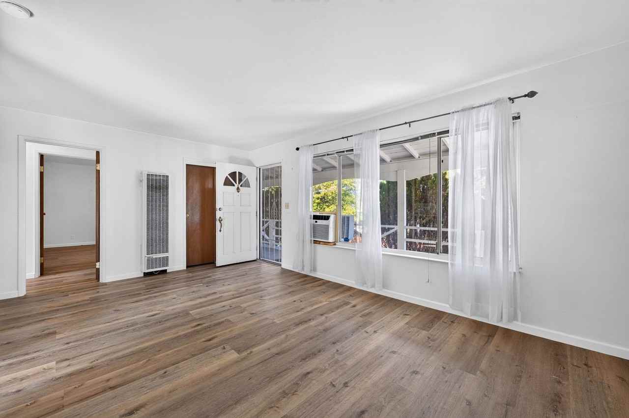 17 Brasero Ln - Photo 3 of 14