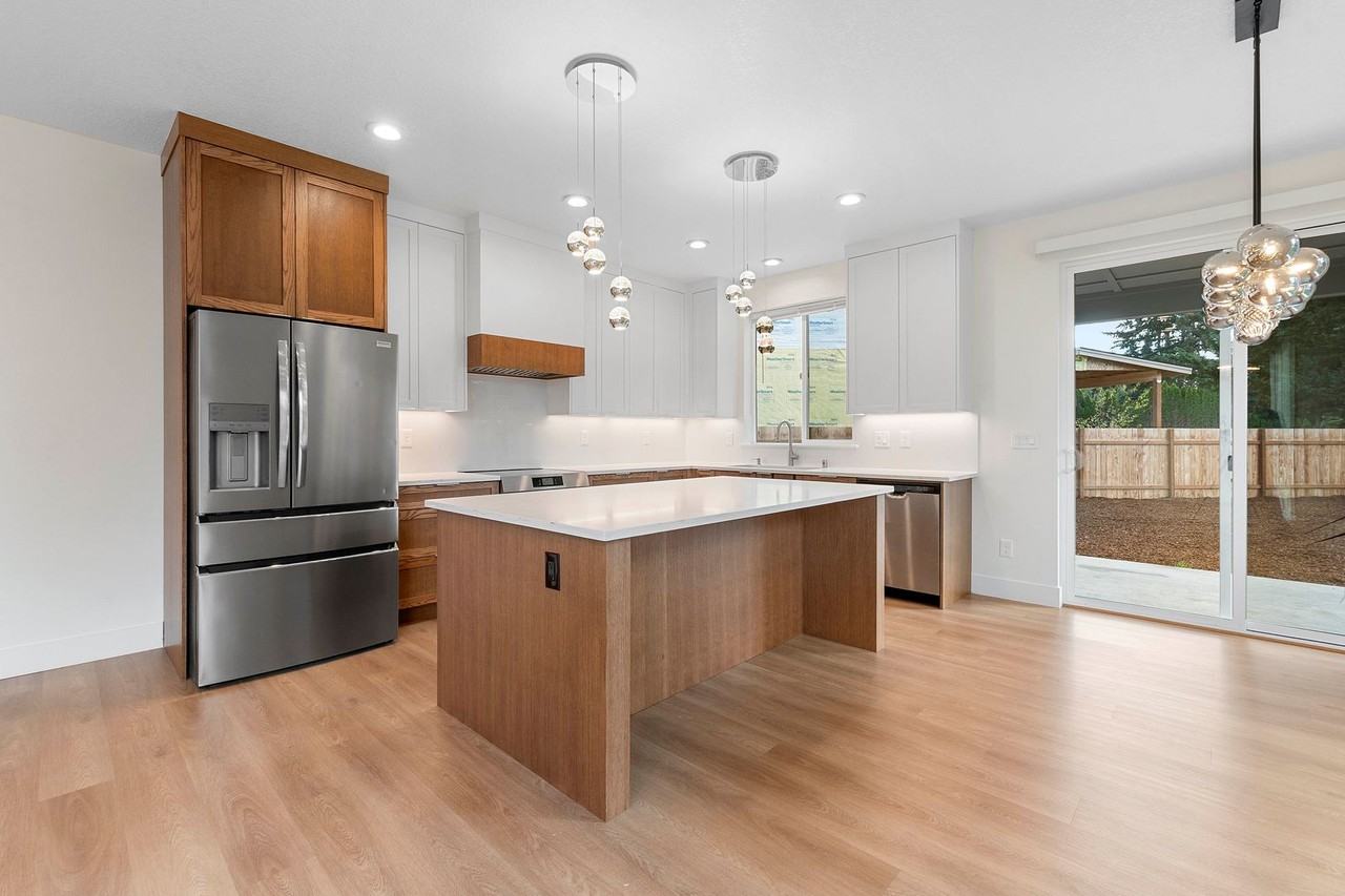 14213 Ne 42nd Cir - Photo 7 of 22