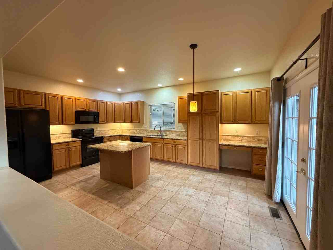 20734 E Peakview Pl - Photo 2 of 48