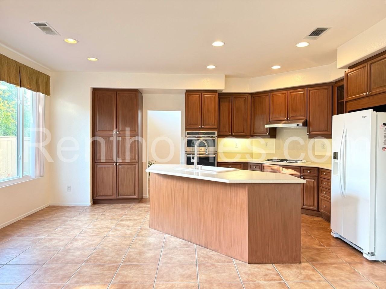 10957 Sunny Mesa Rd - Photo 5 of 41