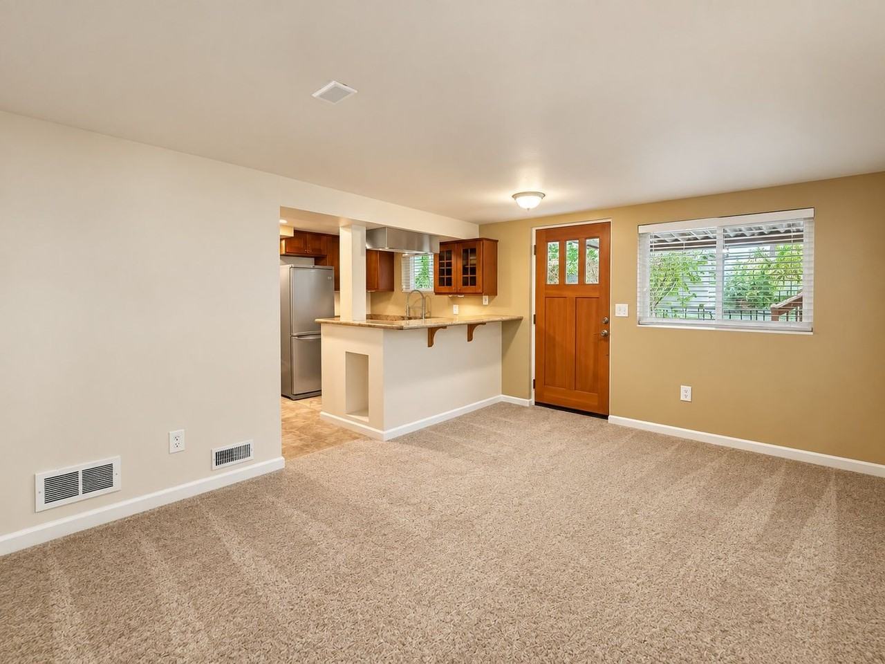 5753 40th Ave Ne - Photo 3 of 26