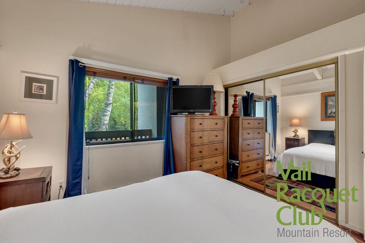 4630 Vail Racquet Club Dr #922 - Photo 7 of 23