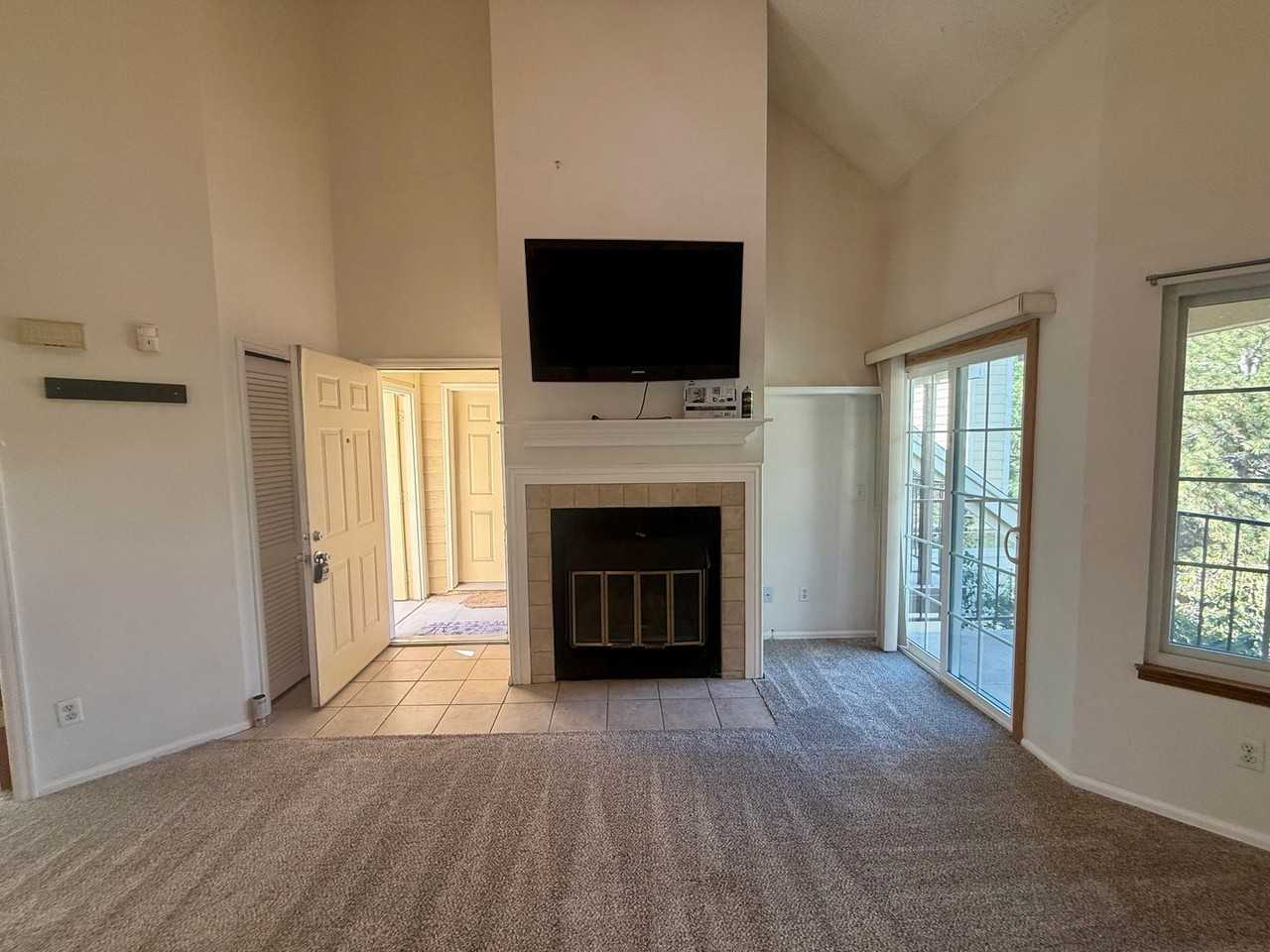 13751 E Lehigh Ave - Photo 6 of 35