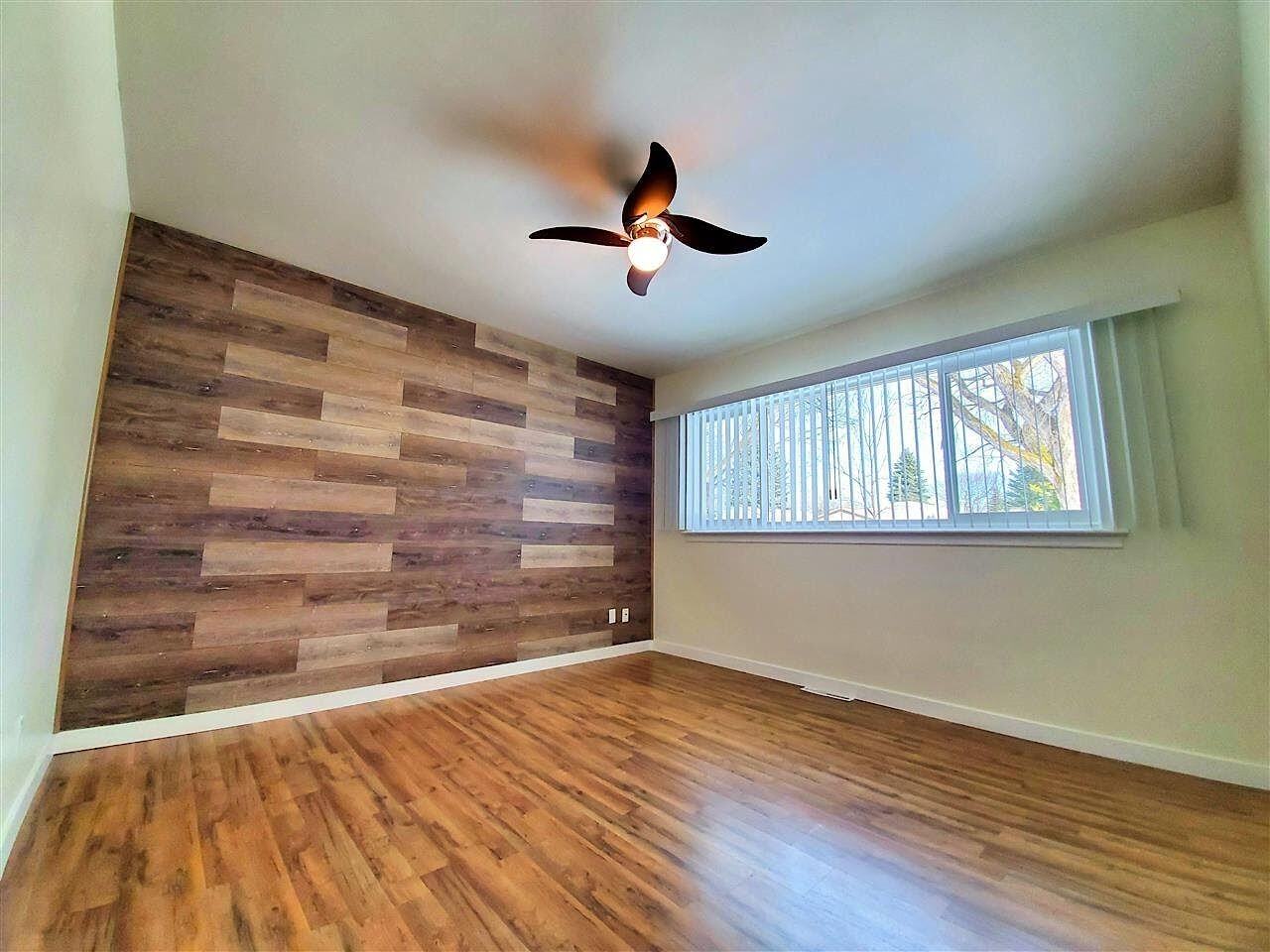 11836 57 St Nw - Photo 5 of 21