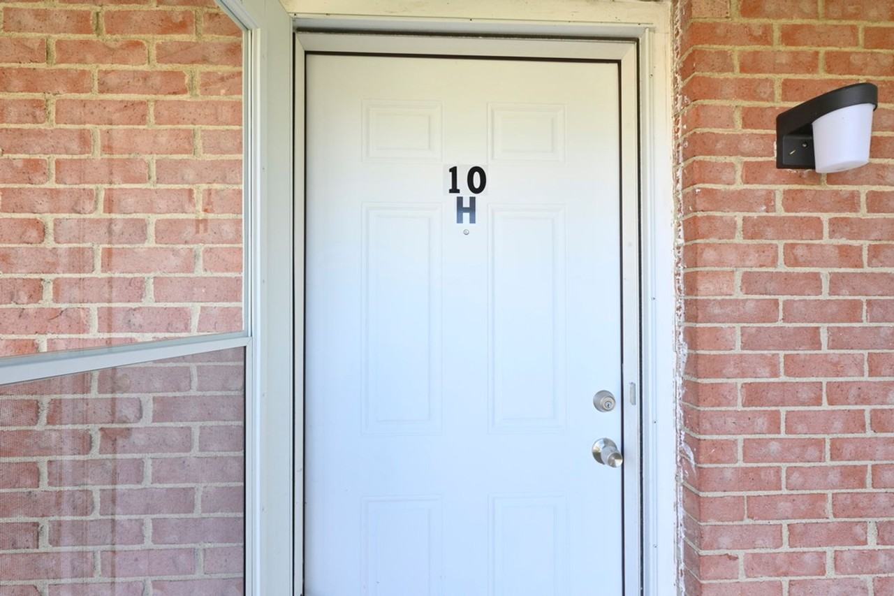 10 Sunnyslope Dr #10H - Photo 2 of 18