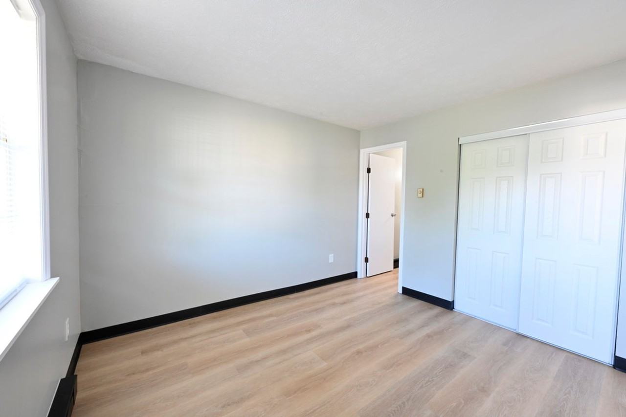 26 Sunnyslope Dr #26G - Photo 7 of 11