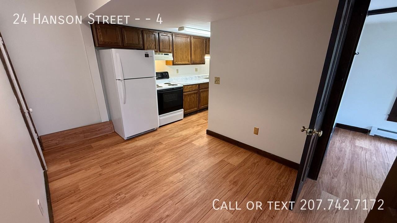 24 Hanson St #4 - Photo 4 of 17