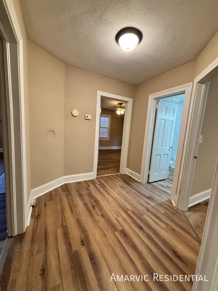 1402 Mcadoo St - Photo 5 of 9