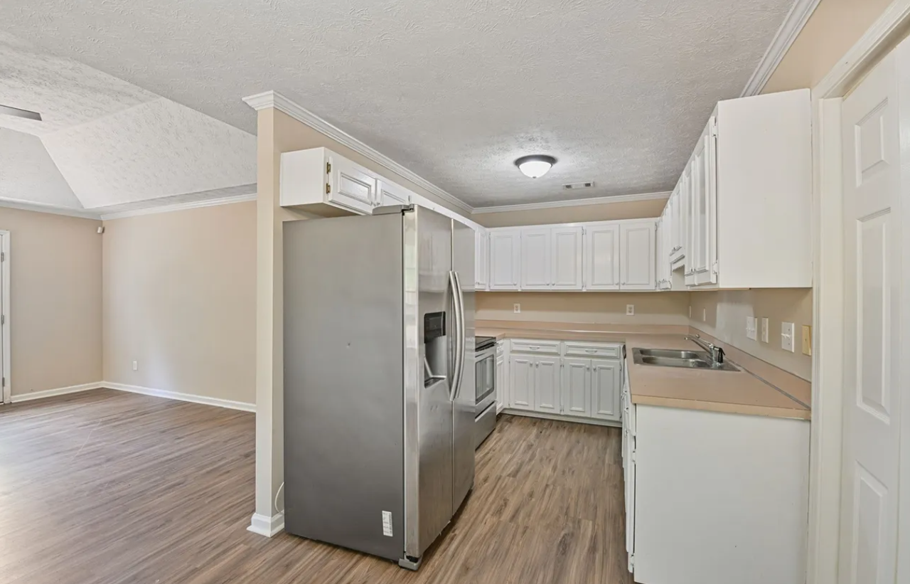 393 Forest Park Dr - Photo 7 of 23