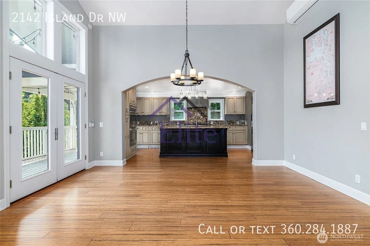 2142 Island Dr Nw - Photo 4 of 27