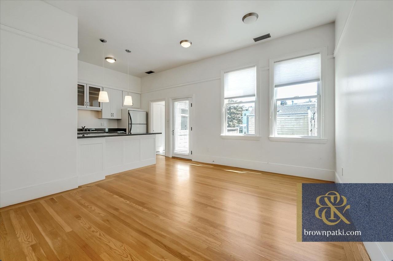 3743 1/2 23rd St - Photo 5 of 21
