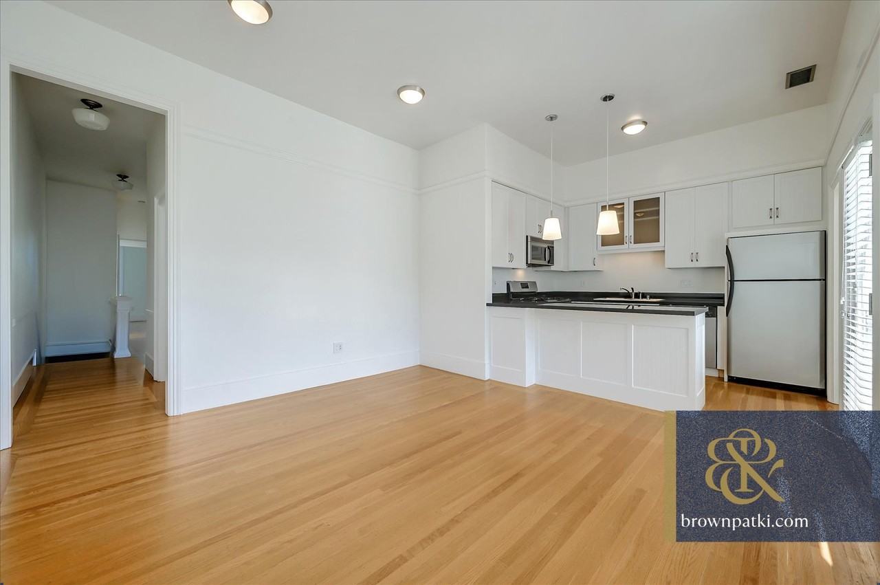 3743 1/2 23rd St - Photo 6 of 21