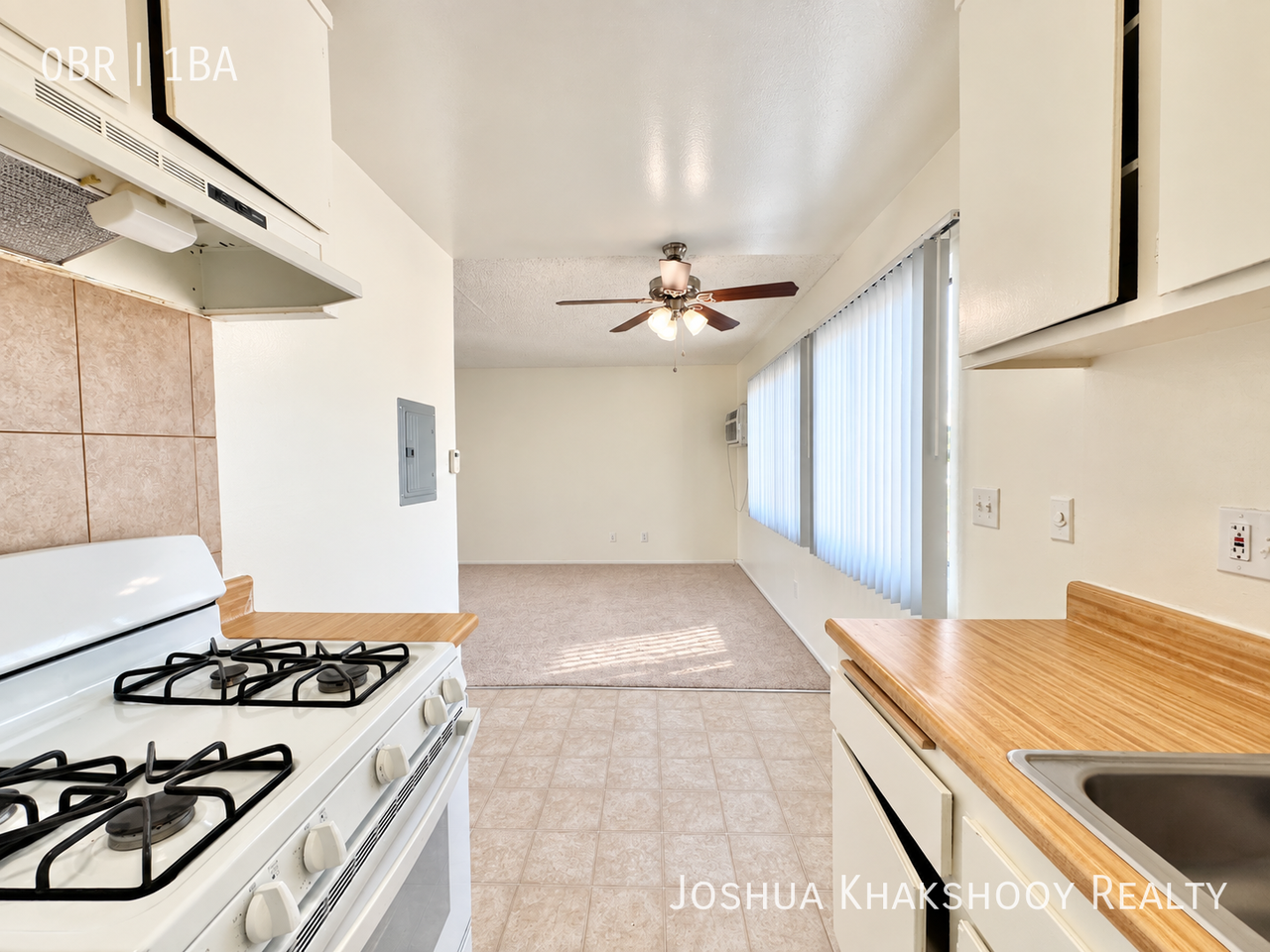 6905 Whitsett Ave #212 - Photo 3 of 10