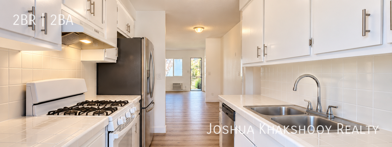6828 Fulton Ave #6 - Photo 3 of 8