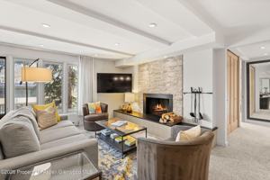 featured image of 731 E Durant Ave #10
