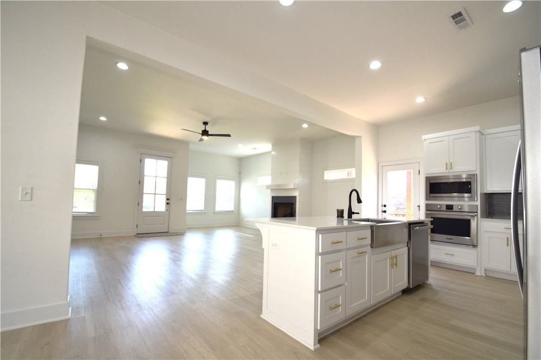 6302 Sw Luna Ln - Photo 4 of 27