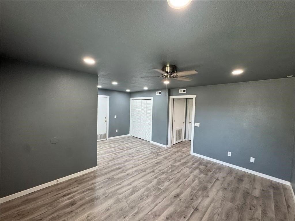 70 N Hunter St - Photo 3 of 19